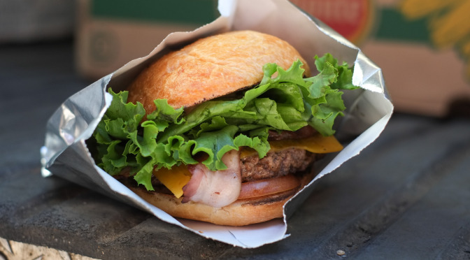 Street Food Quickie: Bacon Cheeseburger at The Local Omnivore